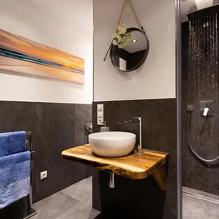 아파트 Ad Fontes Mit Bergblick & Sauna *