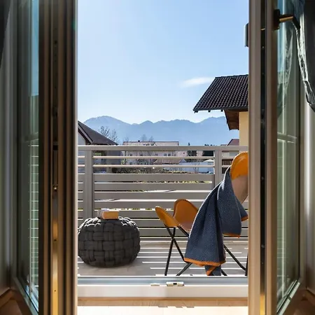 아파트 Ad Fontes Mit Bergblick & Sauna 우베르시