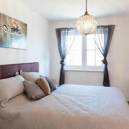 Ad Fontes Mit Bergblick & Sauna Apartman *