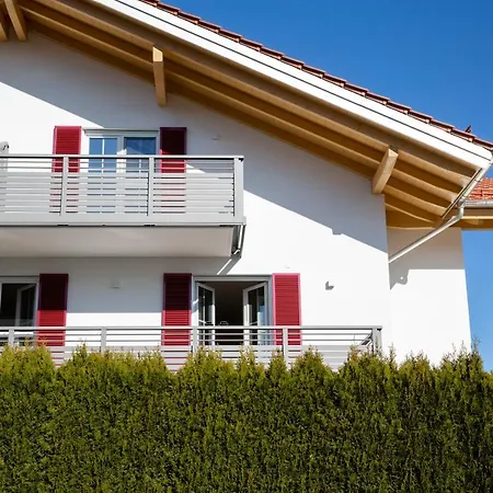 Ad Fontes Mit Bergblick & Sauna Apartment *